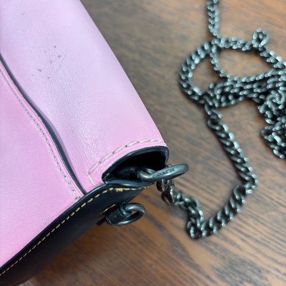 Coach Dinky pink  Crossbody Bag with Gunmetal Chain kisslock  GUC - Picture 11 of 11